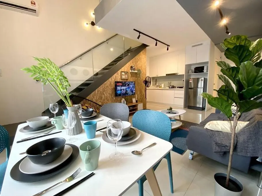 Kl Duplex With Balcony@Ekocheras Mrt Kuala Lumpur Holiday home