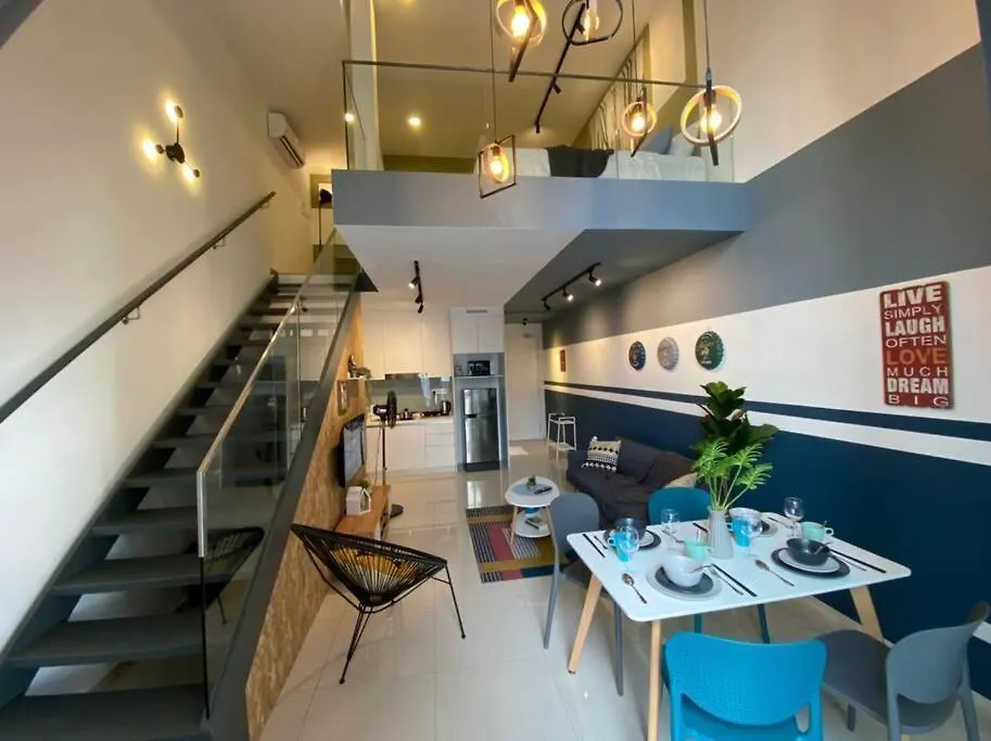 Kl Duplex With Balcony@Ekocheras Mrt Kuala Lumpur