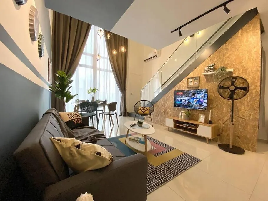 Kl Duplex With Balcony@Ekocheras Mrt Kuala Lumpur Holiday home