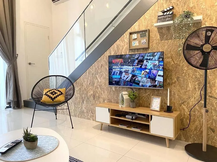 Holiday home Kl Duplex With Balcony@Ekocheras Mrt Kuala Lumpur